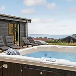 Stunning In With Sauna בית נופש Sjolund
